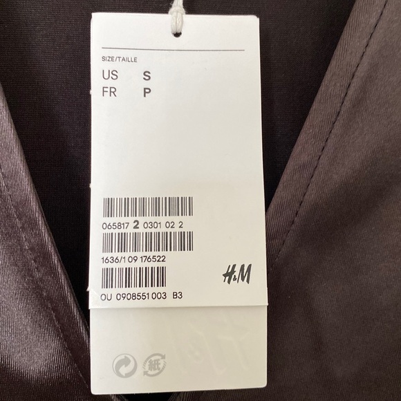 NWT H&M Bodysuit - Picture 2 of 8